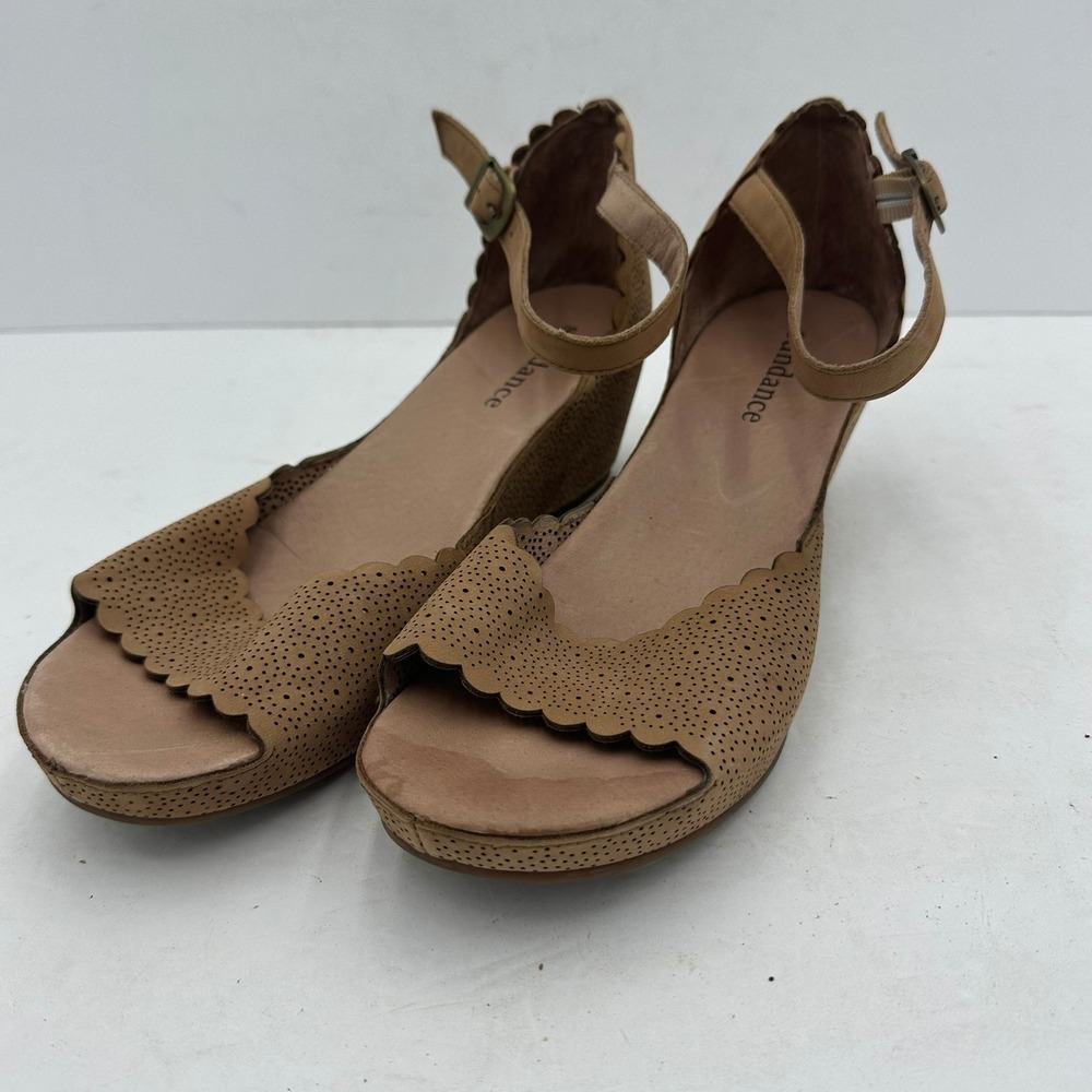 Sundance Tan Leather Perforated Scalloped Wedge Sandals Ankle Strap Sz 39 US 8.5